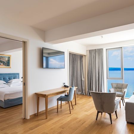 Hotel Miramare Crikvenica Ngoại thất bức ảnh Suite