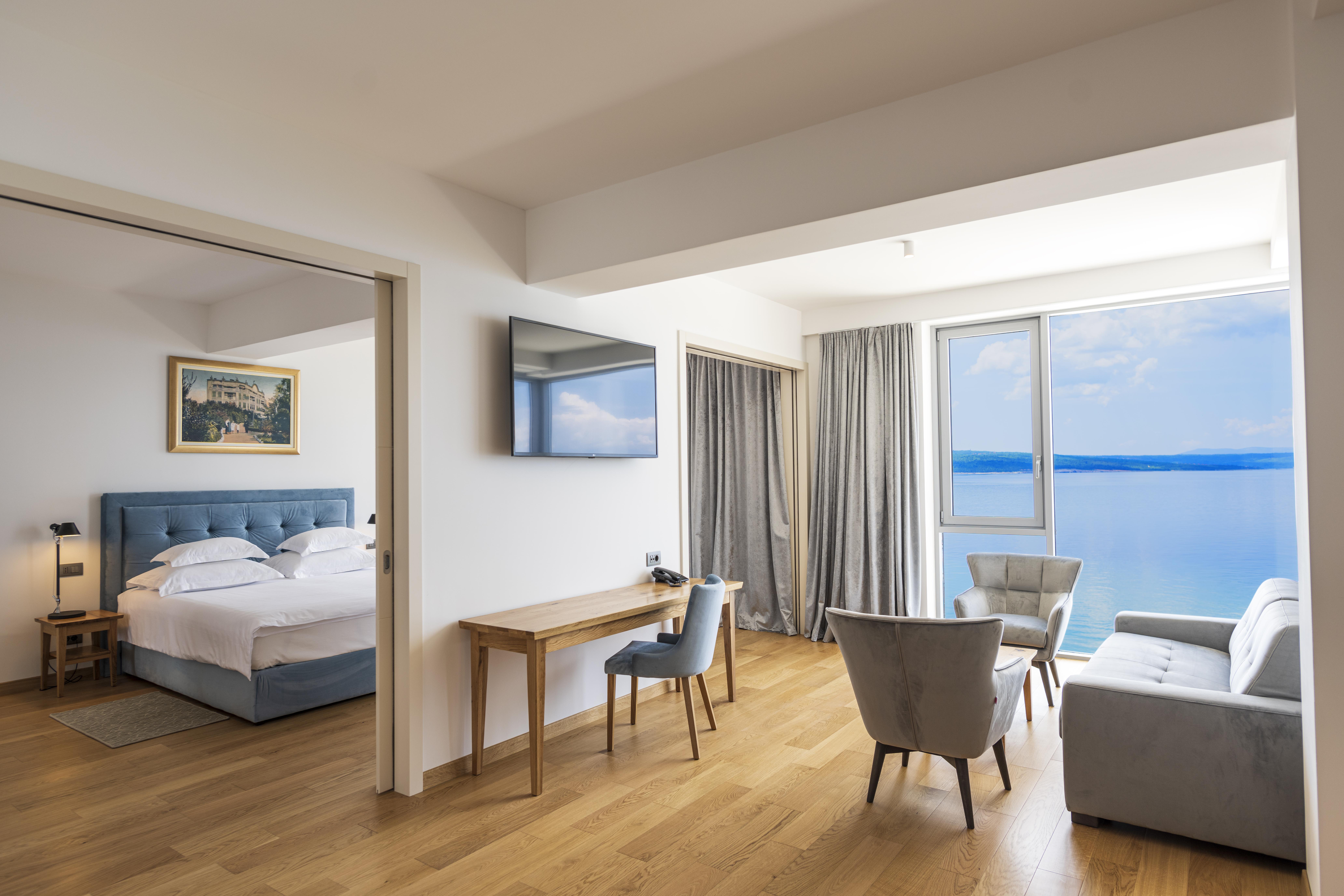 Hotel Miramare Crikvenica Ngoại thất bức ảnh Suite