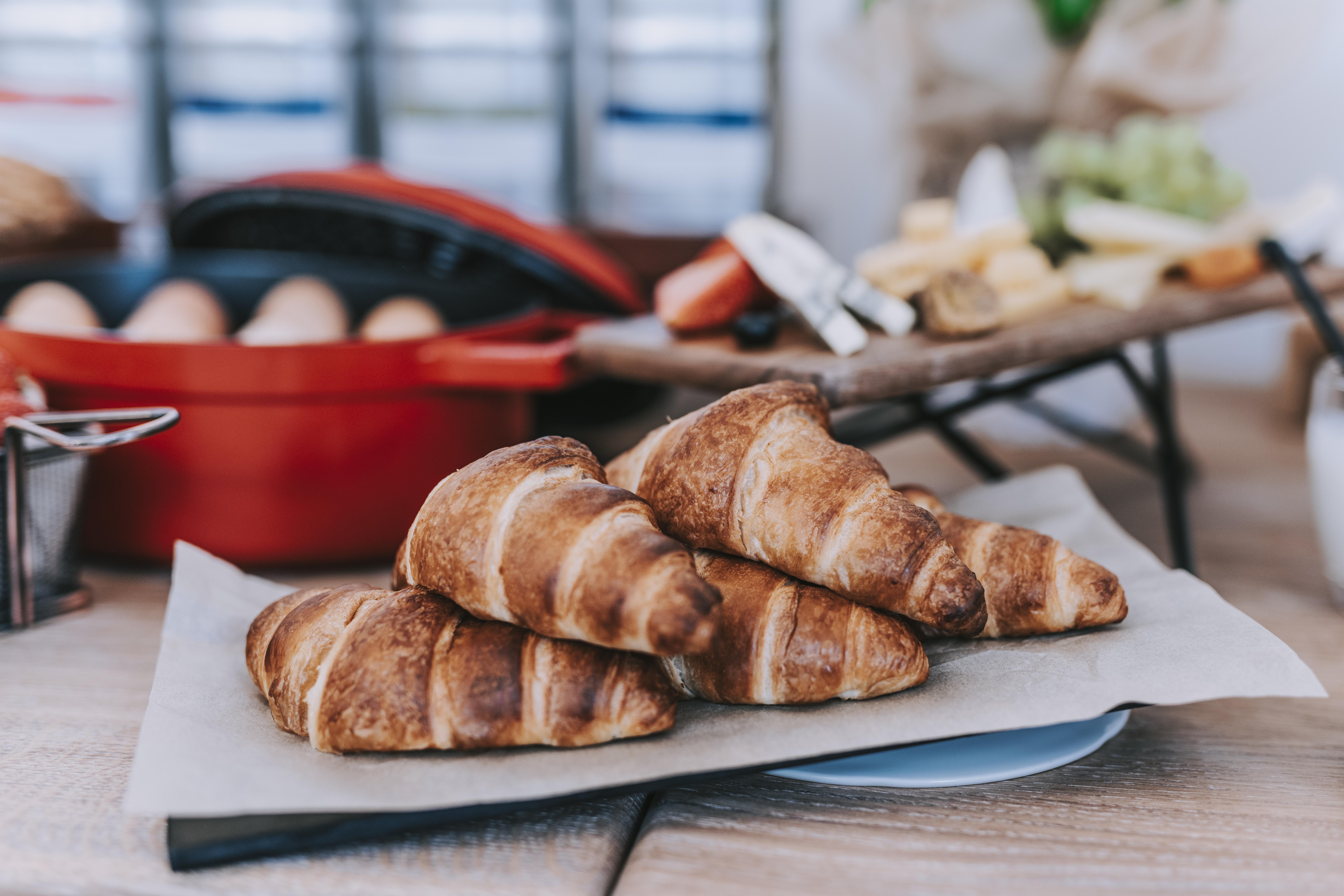Hotel Miramare Crikvenica Ngoại thất bức ảnh Croissants