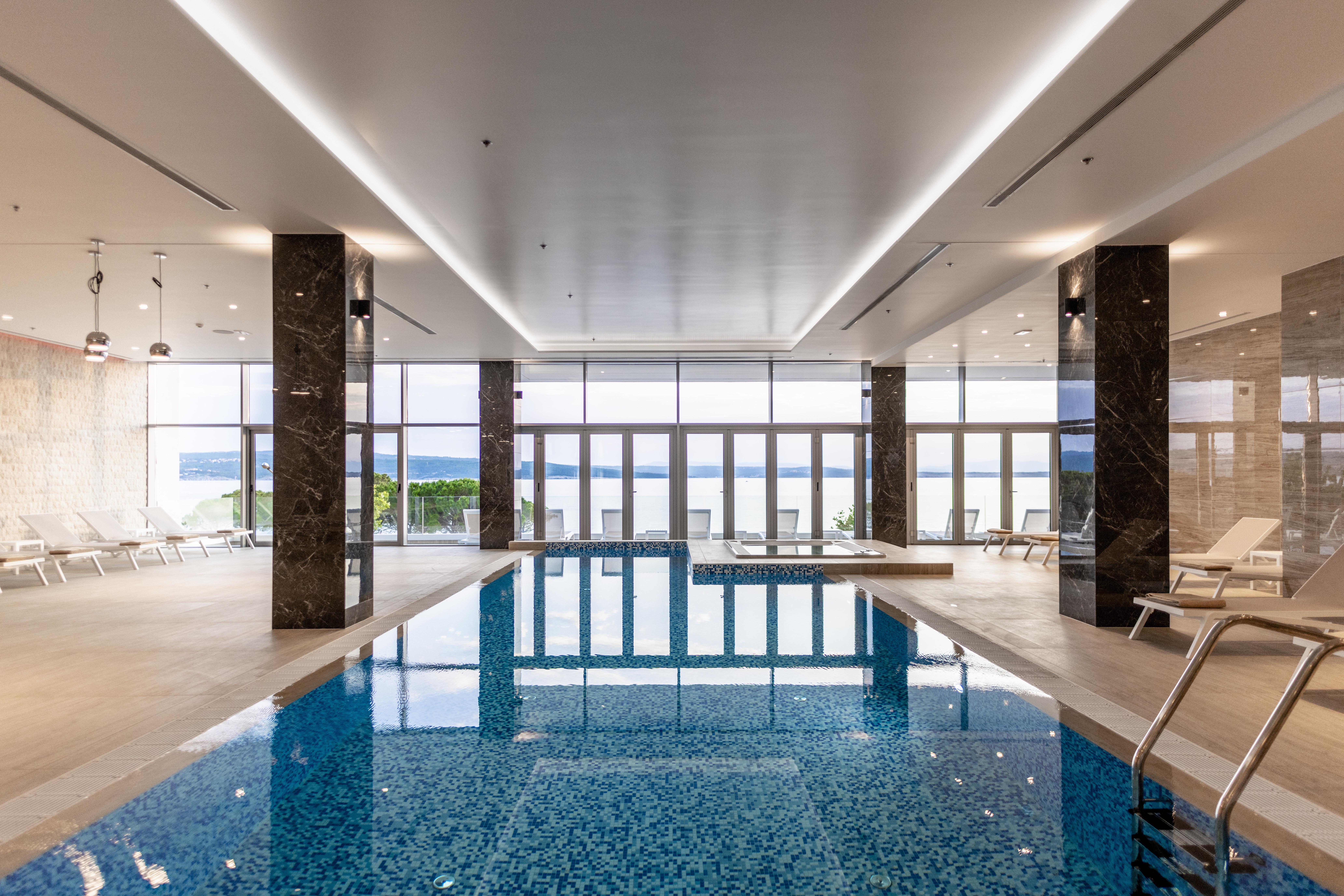 Hotel Miramare Crikvenica Ngoại thất bức ảnh The swimming pool at the hotel